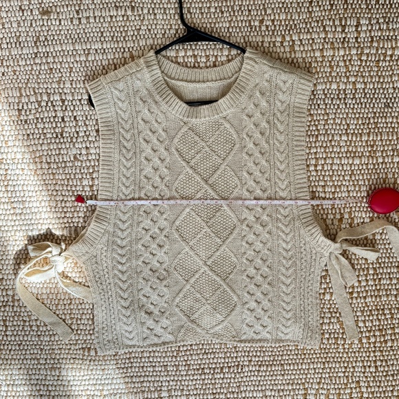 BEAMS BOY O.ALAN CABLE KNIT VEST (one size, Small/Medium) - Picture 6 of 9